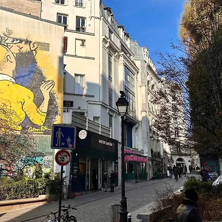 A Unique Duplex In The Heart Of Montorgueil-3